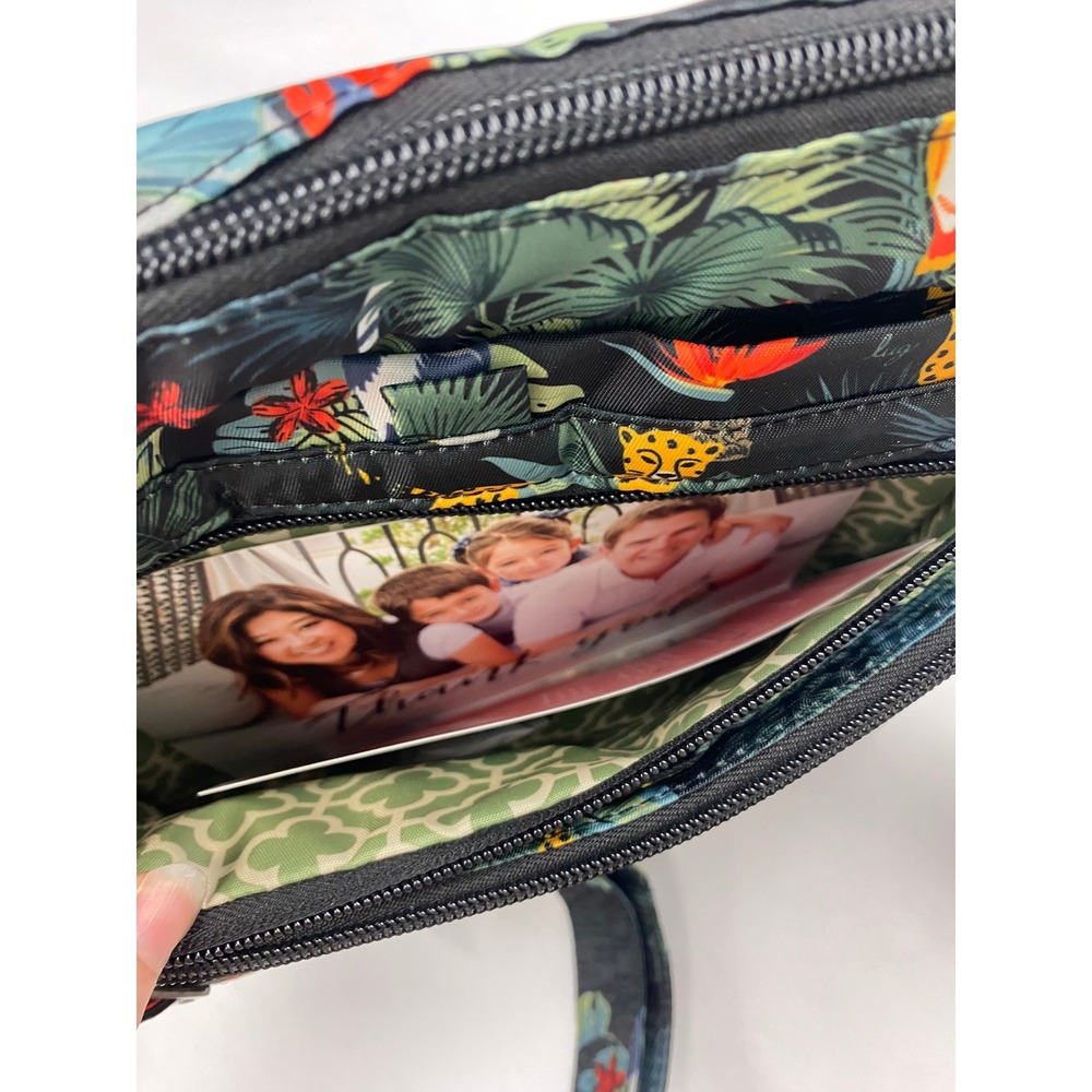 Lug Carousel XL Cross Body Purse Bag Wildlife - Picture 16 of 16